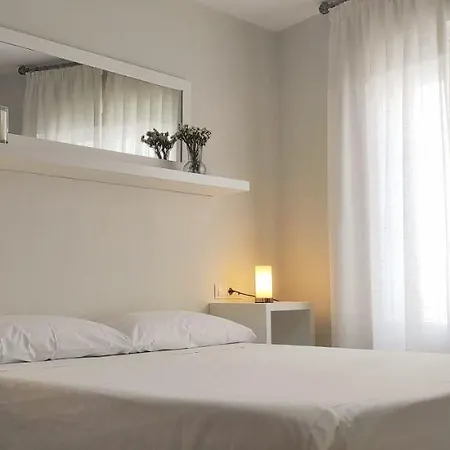 Campanario De La Magdalena Apartment *